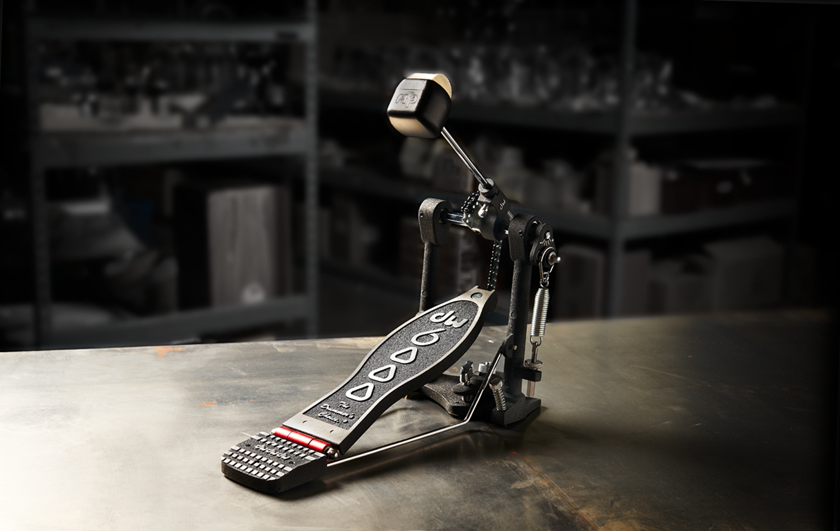 A DW 6000 Series single pedal with a dual-chain Accelerator cam and lightweight retro style.